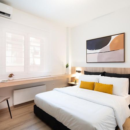 Luxury Apartment Next To The National Museum Athen Eksteriør billede