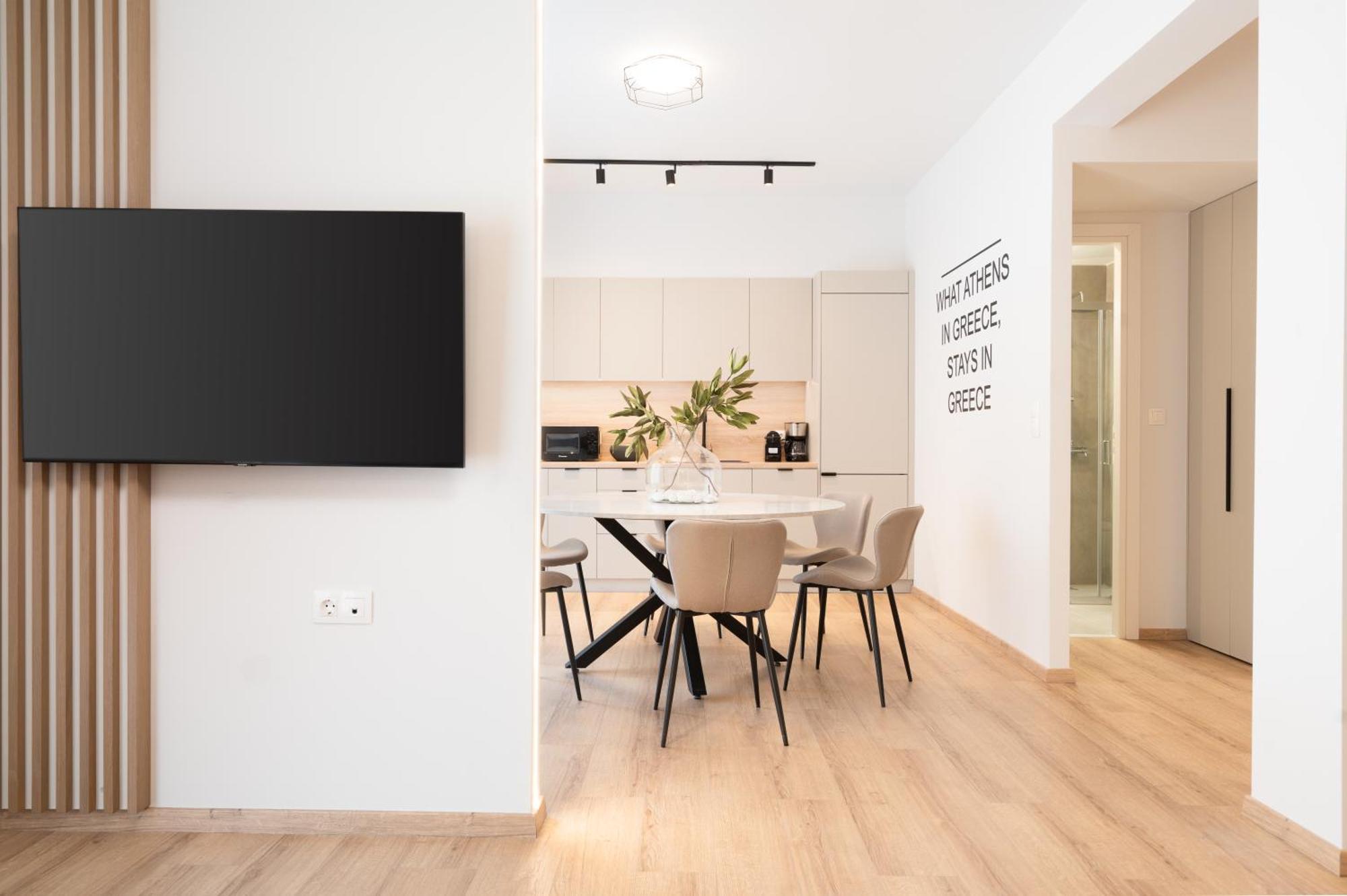 Luxury Apartment Next To The National Museum Athen Eksteriør billede